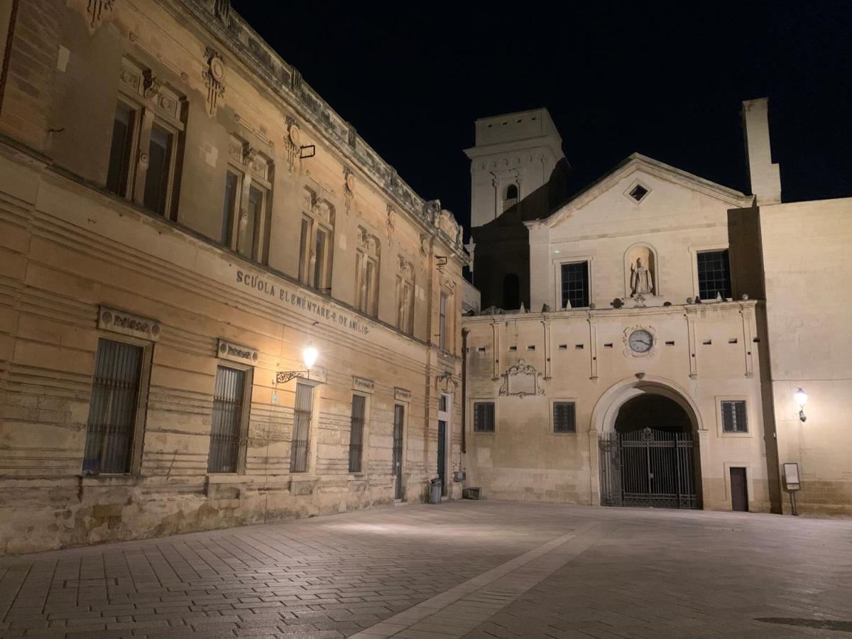 Domenica Rooms Lecce Kültér fotó